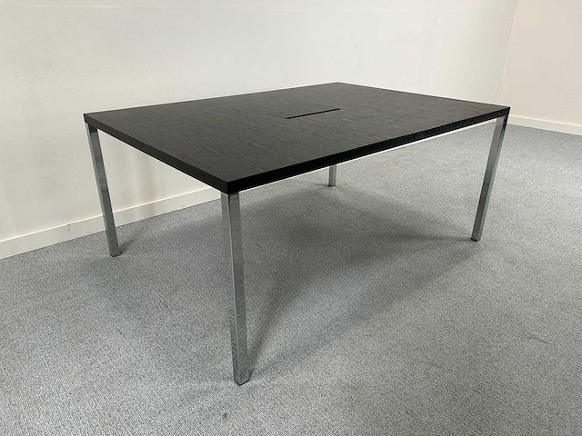 Vergadertafel + kastje - vergaderset - afbeelding 4 van  11