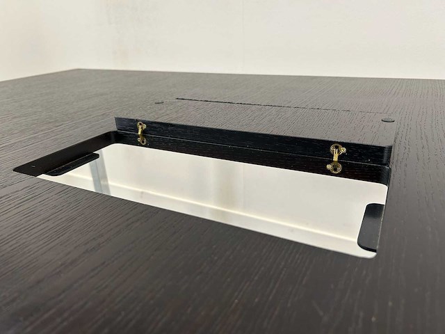 Vergadertafel + kastje - vergaderset - afbeelding 8 van  11