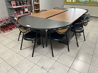 Vergadertafel met 10 stoelen