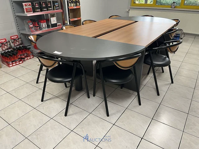 Vergadertafel met 10 stoelen - afbeelding 1 van  5