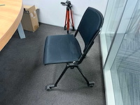 Vergadertafel + stoel (2x) - afbeelding 6 van  7