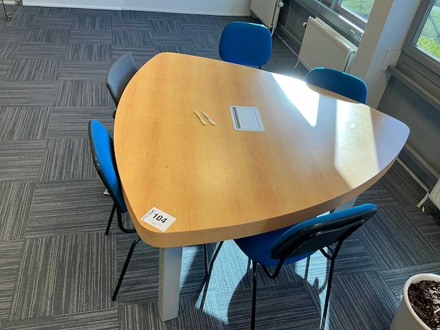 Vergadertafel + stoel (3x) - afbeelding 2 van  8