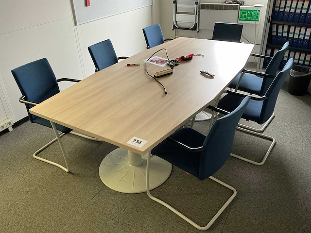 Vergadertafel + stoel (7x) - afbeelding 1 van  8