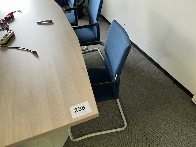Vergadertafel + stoel (7x) - afbeelding 6 van  8