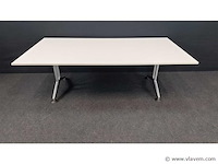 Vergadertafel wilkhahn - afbeelding 1 van  7