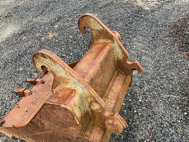 Verhackter grondverzetbak - afbeelding 3 van  12