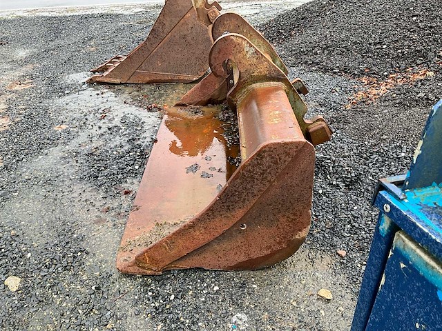 Verhackter grondverzetbak - afbeelding 4 van  11