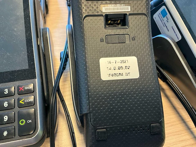 Verifone v400m assortiment betaalautomaten (8x) - afbeelding 2 van  2