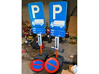 Verkeersbord (2x) - afbeelding 1 van  2