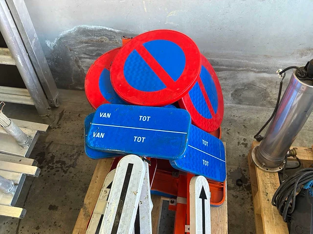 Verkeersbord (8x) - afbeelding 2 van  3
