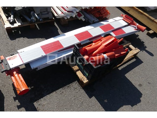 Verkeersborden - afbeelding 24 van  29