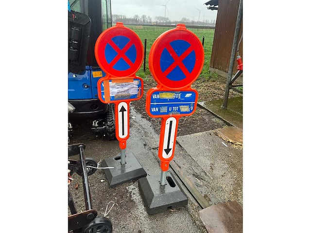Verkeersborden/parkeer verbodsborden (2x) - afbeelding 2 van  5