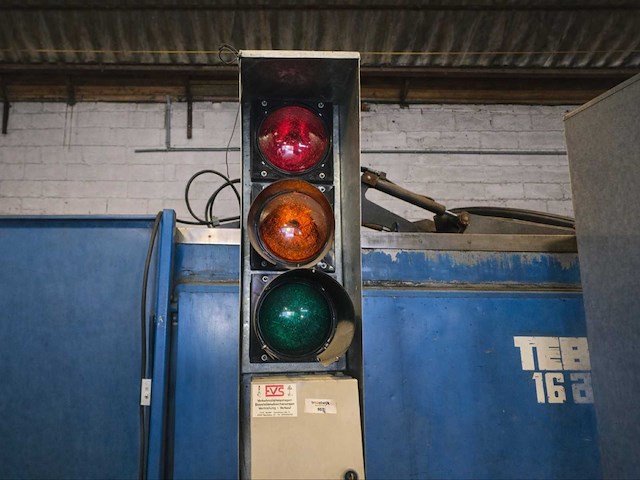 Verkeerslichten op de bouwplaats - afbeelding 2 van  3