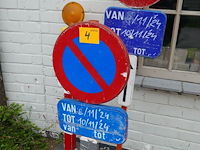 Verkeersmateriaal - afbeelding 1 van  3