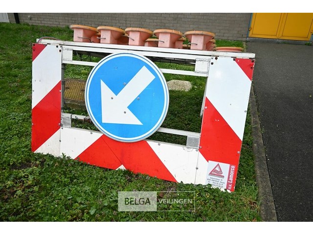 Verkeerssignalisatie - afbeelding 2 van  6