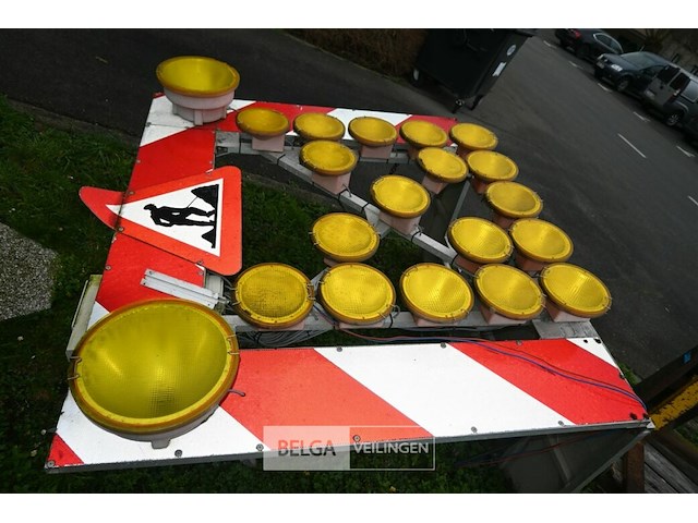 Verkeerssignalisatie - afbeelding 4 van  6