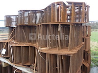 Verkoop van diverse zigzag betonnen afstandhouders - afbeelding 2 van  5