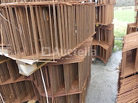 Verkoop van diverse zigzag betonnen afstandhouders - afbeelding 3 van  5