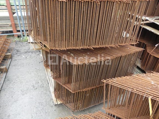 Verkoop van diverse zigzag betonnen afstandhouders - afbeelding 4 van  5