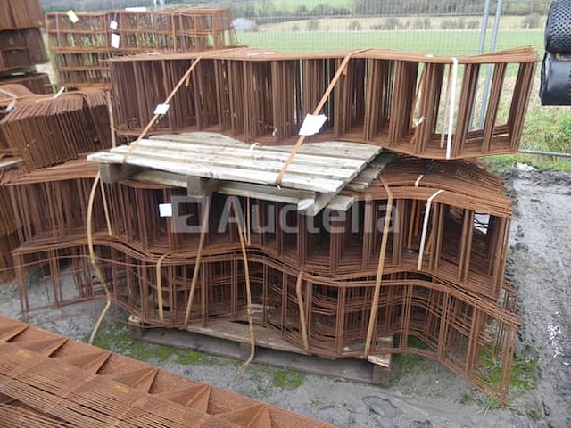 Verkoop van diverse zigzag betonnen afstandhouders - afbeelding 4 van  4