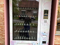 Verkoopautomaat / vendingmachine - afbeelding 1 van  2