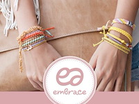 Verkoopset embrace armbandjes ( 1056 armbandjes) + verkoopdisplay