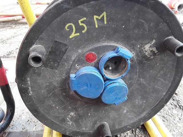 Verlenghaspels - brandweermateriaal (3x) - afbeelding 3 van  3