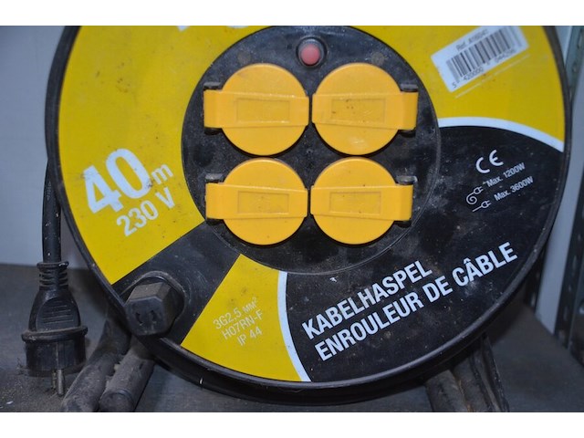 Verlengkabel op haspel 40m (10) - afbeelding 3 van  3
