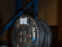 Verlengkabel op haspel lumx, waterpas duro, waterpas stanley, accu lader black&decker (14) - afbeelding 3 van  5