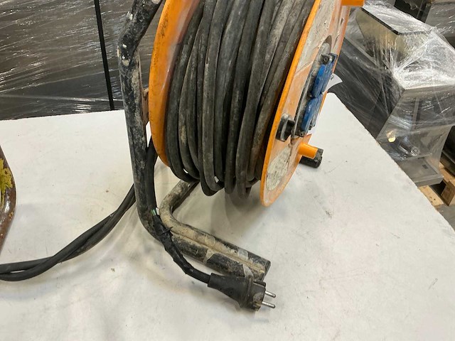 Verlengkabelhaspel (2x) - afbeelding 3 van  6
