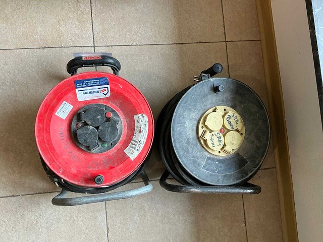 Verlengkabelhaspel (2x) - afbeelding 3 van  4