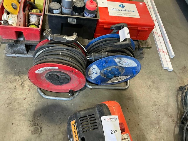 Verlengkabelhaspel (2x) - afbeelding 1 van  4