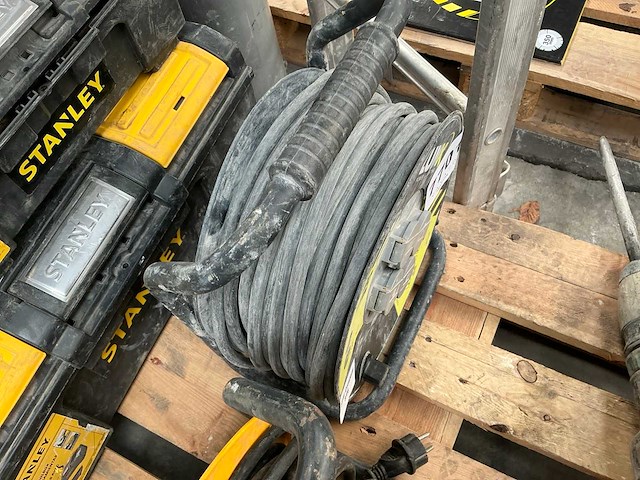 Verlengkabelhaspel (2x) - afbeelding 3 van  3