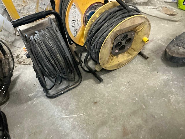 Verlengkabelhaspel (3x) - afbeelding 2 van  4