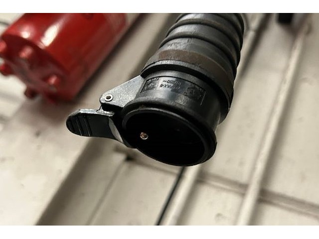 Verlengkabelhaspel met muurbevestiging - afbeelding 2 van  3