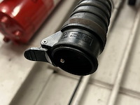 Verlengkabelhaspel met muurbevestiging - afbeelding 2 van  3