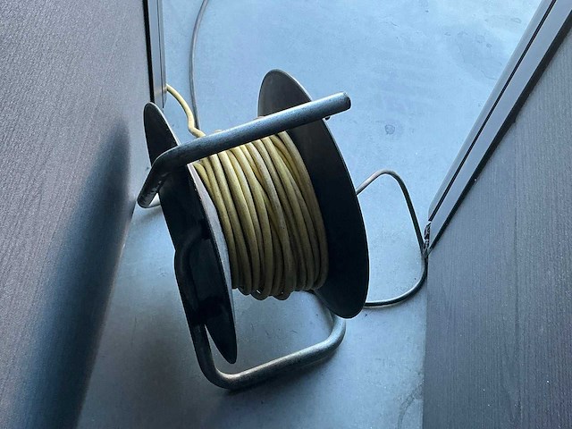 Verlengkabelhaspels (2x) - afbeelding 1 van  3