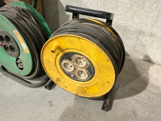Verlengkabelhaspels (3x) - afbeelding 2 van  4