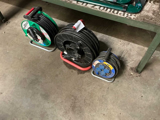 Verlengkabelhaspels (3x) - afbeelding 1 van  3