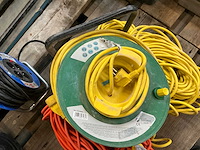 Verlengkabelhaspels en -snoer (4x) - afbeelding 4 van  5