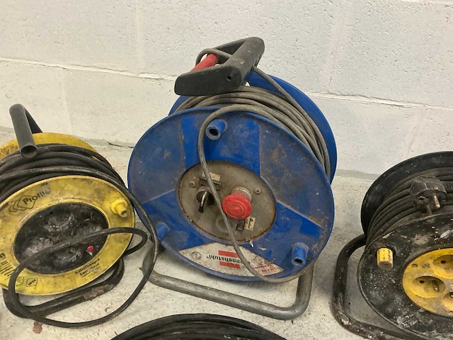 Verlengkabelhaspels en -snoer (5x) - afbeelding 4 van  6