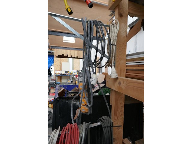 Verlengkabels en waterslangen - afbeelding 3 van  5