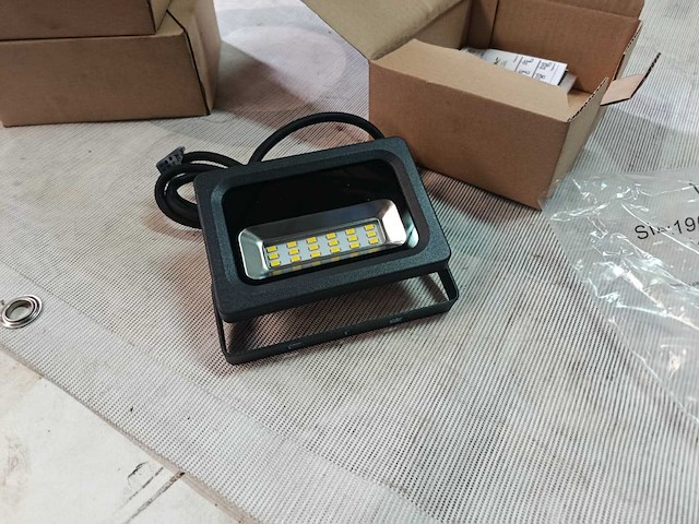 Verlichting 10w - led floodlight smd5730 (5x) - afbeelding 3 van  3