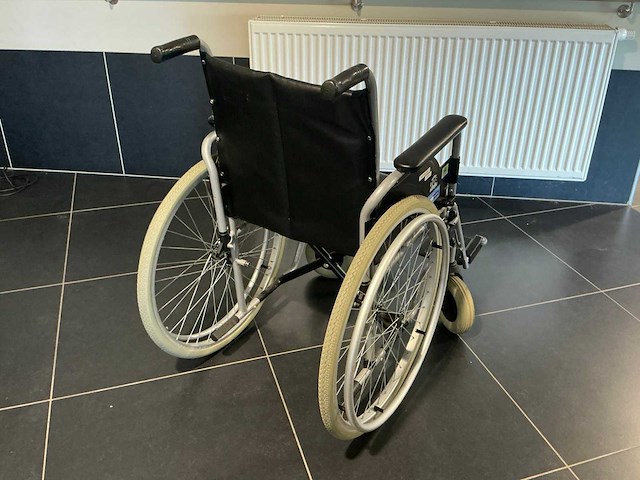 Vermeiren 708 delight rolstoel (4x) - afbeelding 2 van  3