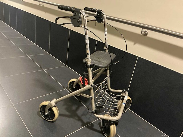 Vermeiren rollators (5x) - afbeelding 1 van  4