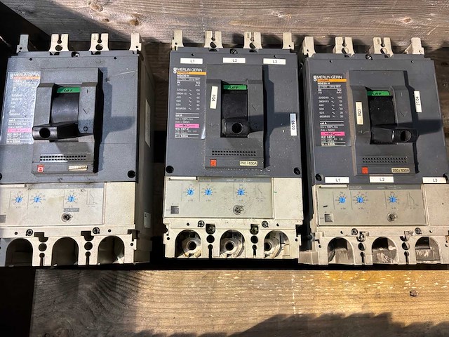 Vermogensschakelaar (16x) - afbeelding 3 van  5