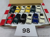 Verpakking met 12 stuks - afbeelding 1 van  3