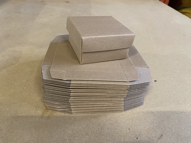 Verpakkingen - doosjes (+/- 60st) - afbeelding 1 van  3