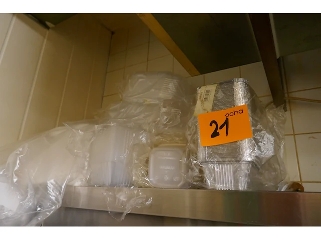 Verpakkingsmateriaal en voedingswaren - afbeelding 1 van  7