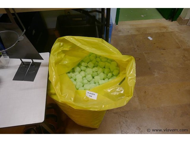 Verpakkingsmateriaal voor inpak dozen - afbeelding 1 van  1